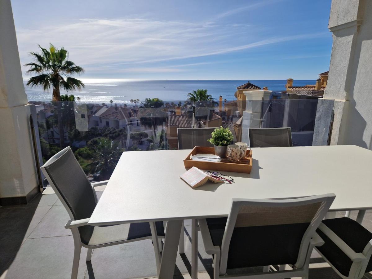 Luxury 2 Bedrooms Apt With Seaview Blue Suite 4104 Manilva Exteriör bild