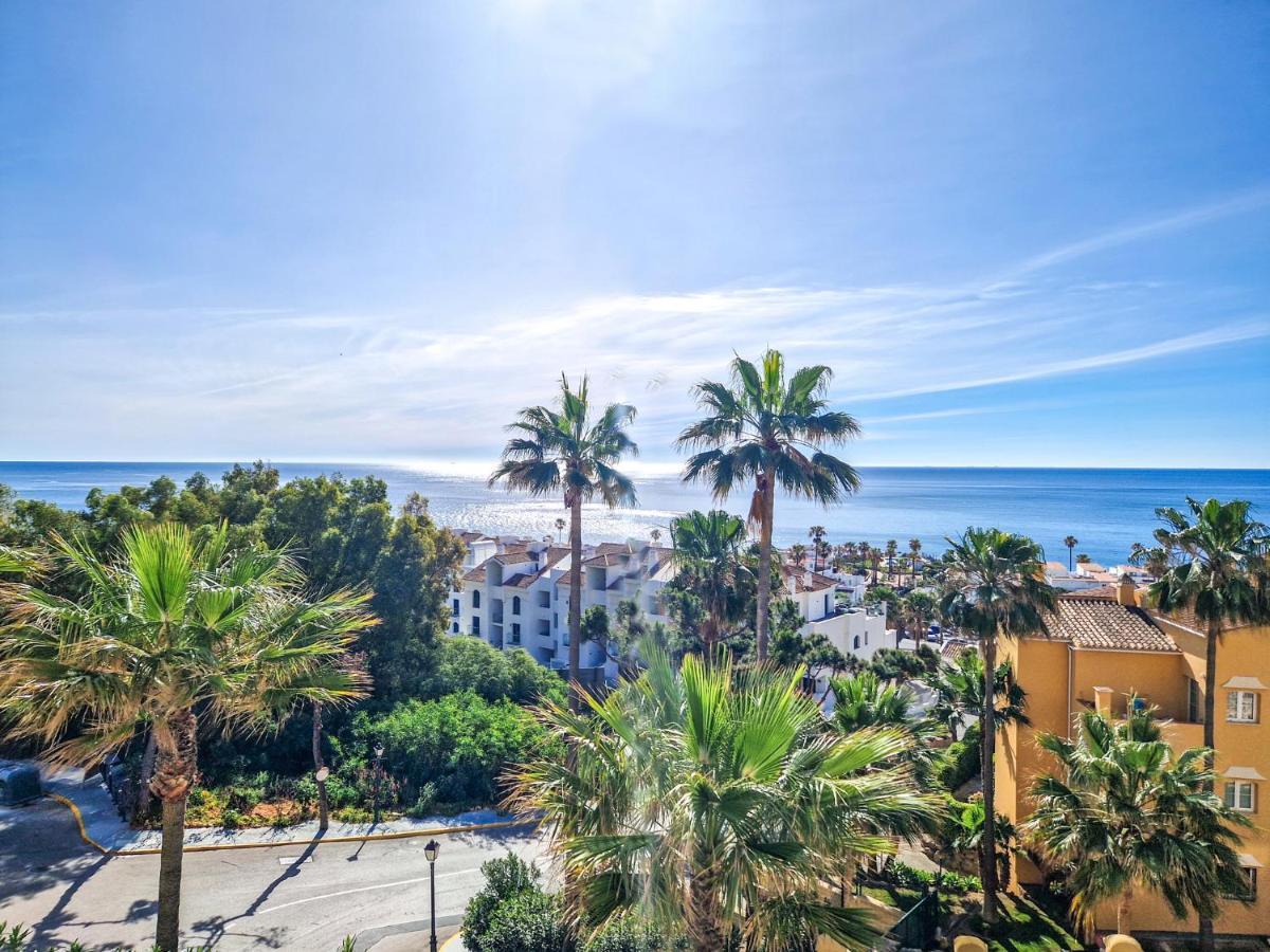Luxury 2 Bedrooms Apt With Seaview Blue Suite 4104 Manilva Exteriör bild