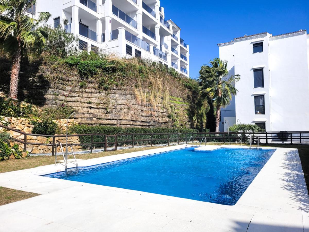 Luxury 2 Bedrooms Apt With Seaview Blue Suite 4104 Manilva Exteriör bild
